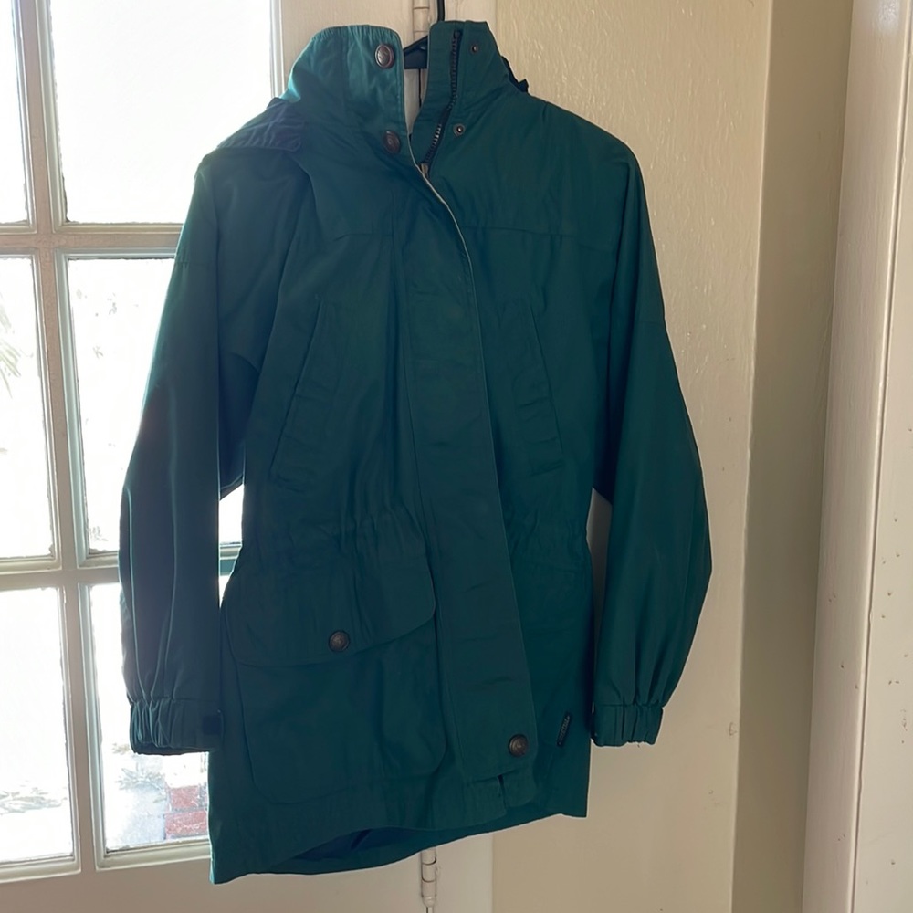 Green Rain Coat - Mens size Small - Great for snow as well